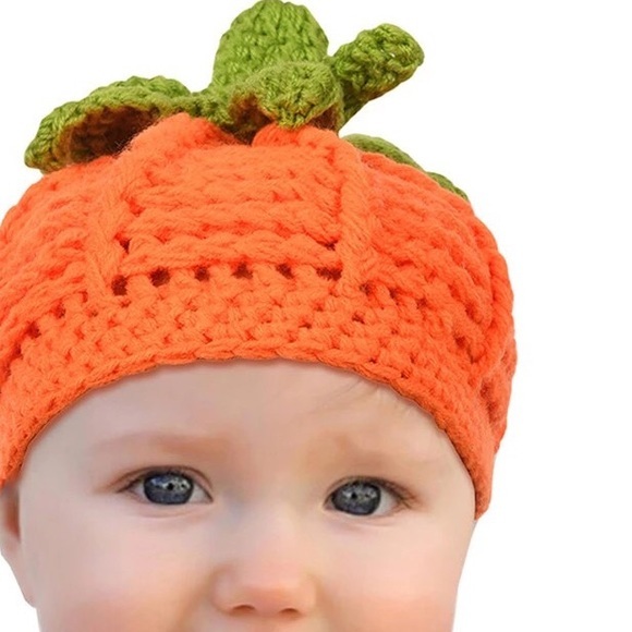 Other - ONE HOUR SALE ❗️ Crochet Pumpkin Beanie